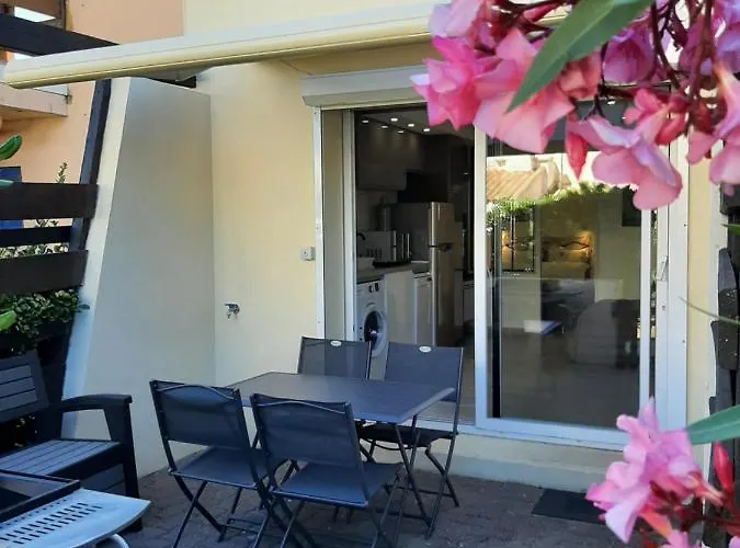 De La Roquille * Agde